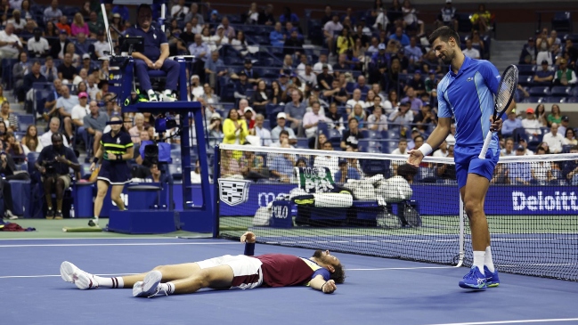 Medvedev a Djokovic: “¿Cuándo vas a bajar un poquito?”