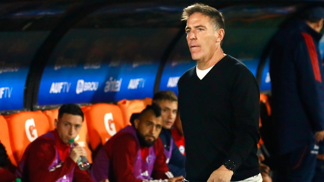 Berizzo: Ante Colombia pensamos en un lateral derecho que garantice seguridad defensiva