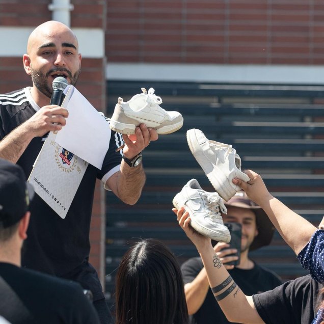 Planteles de Colo Colo festejaron Fiestas Patrias con funcionarios del club