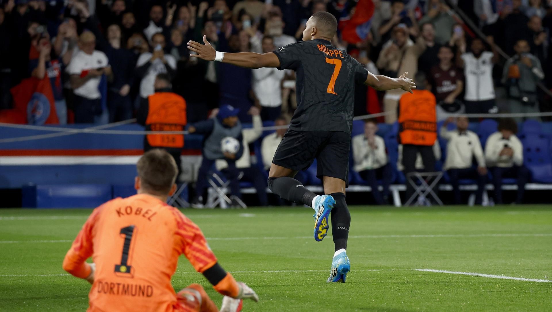 Mbappé y Hakimi lideraron el triunfo de PSG sobre Borussia Dortmund en la Champions