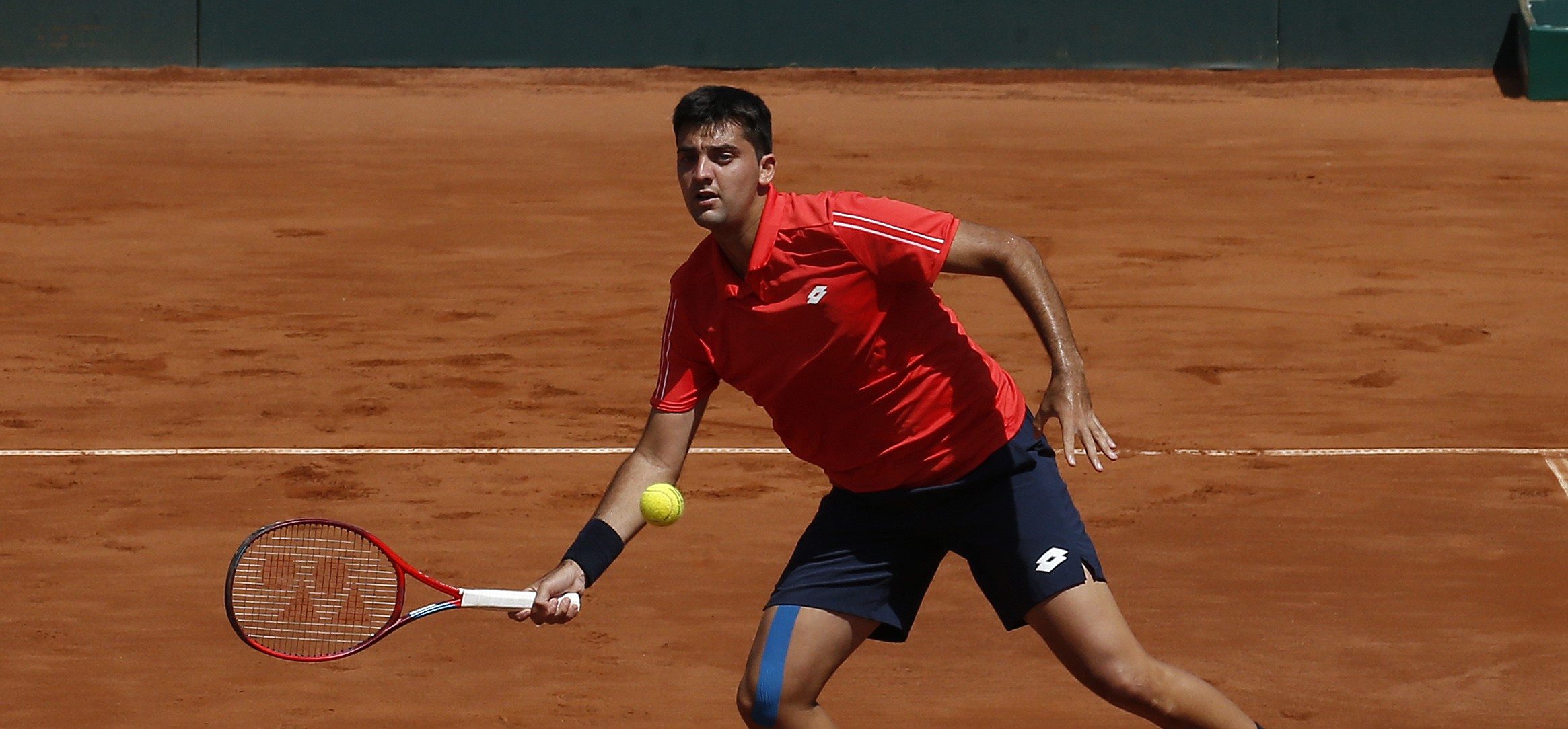 Tomás Barrios sufrió dura caída en la primera ronda del Challenger de Antofagasta