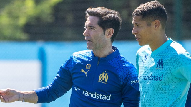 Olympique de Marsella oficializó salida de Marcelino “por motivos extradeportivos”