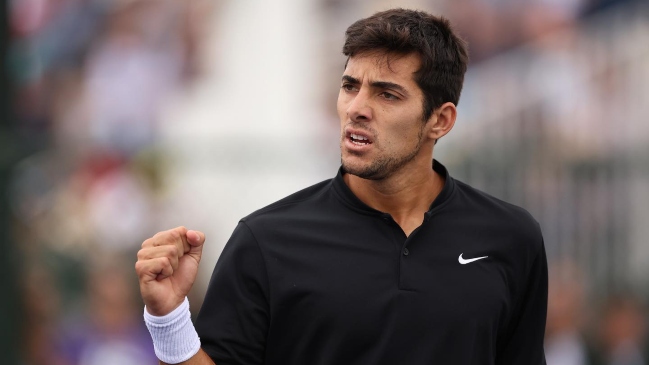 Cristian Garin inició con una trabajada victoria su gira por Asia