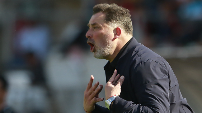 [VIDEO] Hernán Caputto se dio un porrazo en su estreno en Ñublense