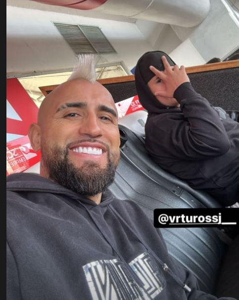 Así fue la visita de Vidal al Monumental en el duelo de Colo Colo y Cobresal