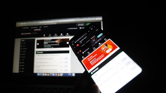 Polla entregó a Subtel listado de 1.200 juegos on line ilegales y exigió bloqueo