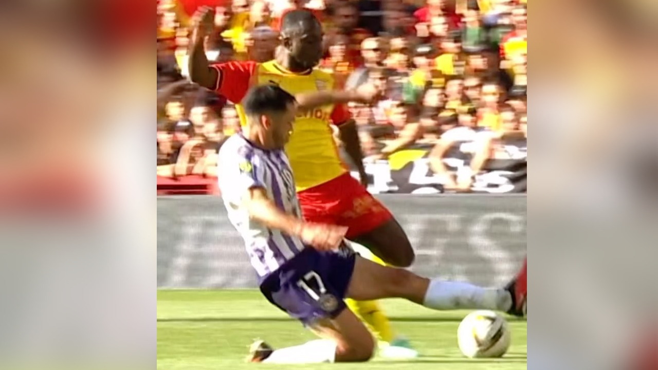 “Nuestro guerrero”: Toulouse destacó gran jugada de Gabriel Suazo