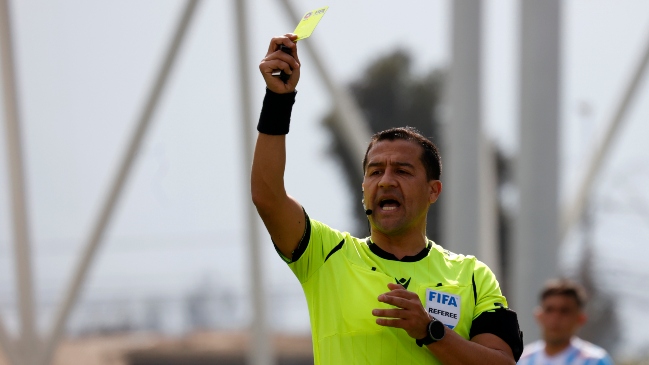 Felipe González será el árbitro en el clásico entre Colo Colo y la UC