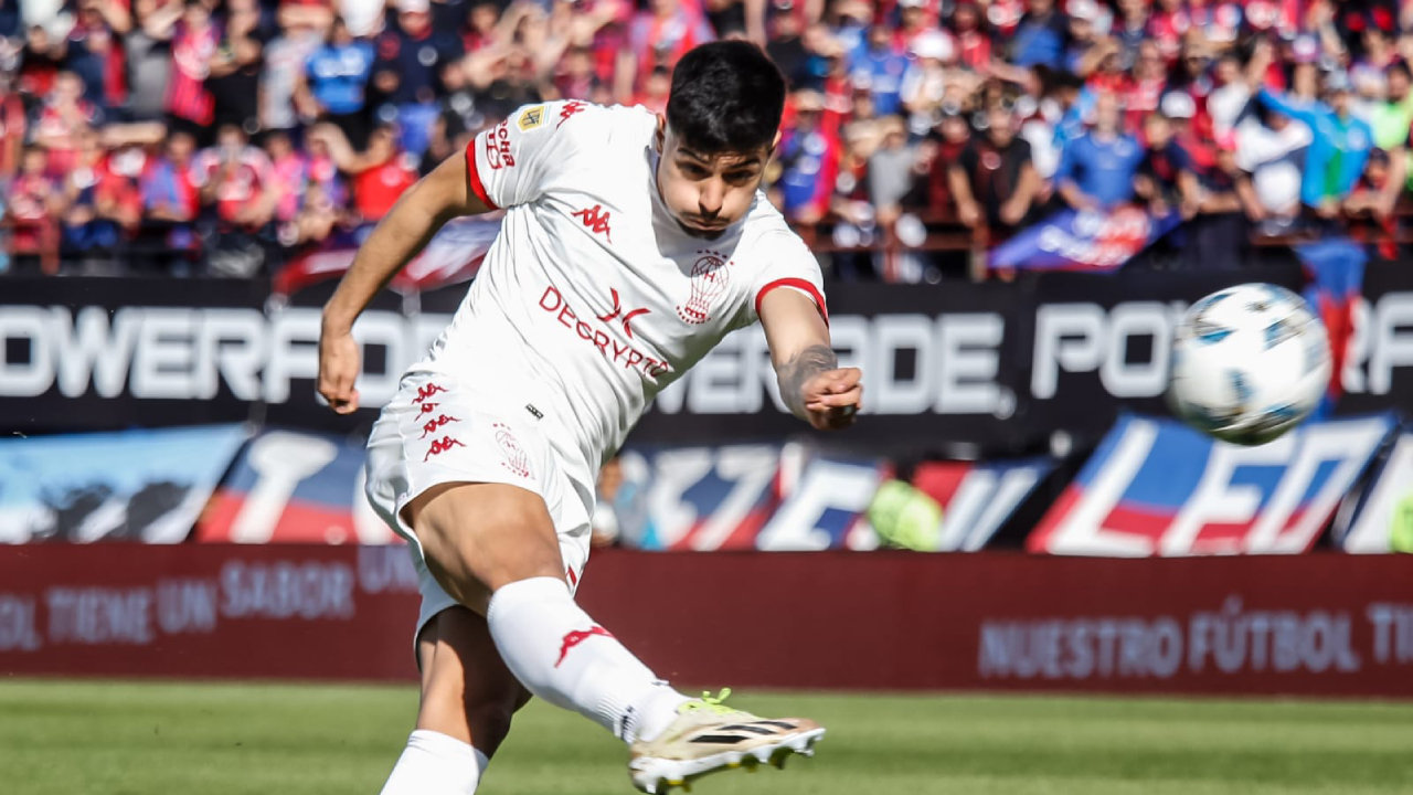 Huracán de Alarcón y Echeverría sufrió amargo empate en el clásico ante San Lorenzo