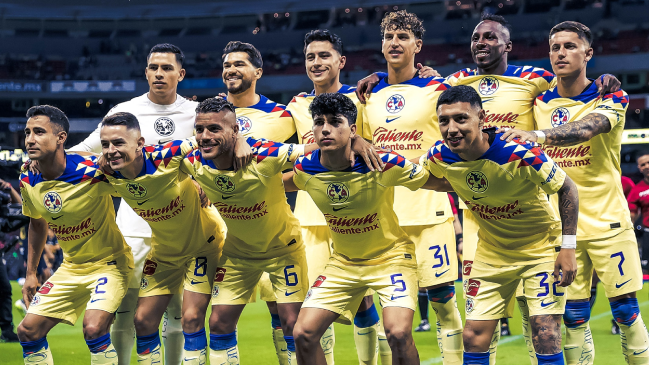 Igor Lichnovsky fue titular en la victoria de América sobre Pumas UNAM