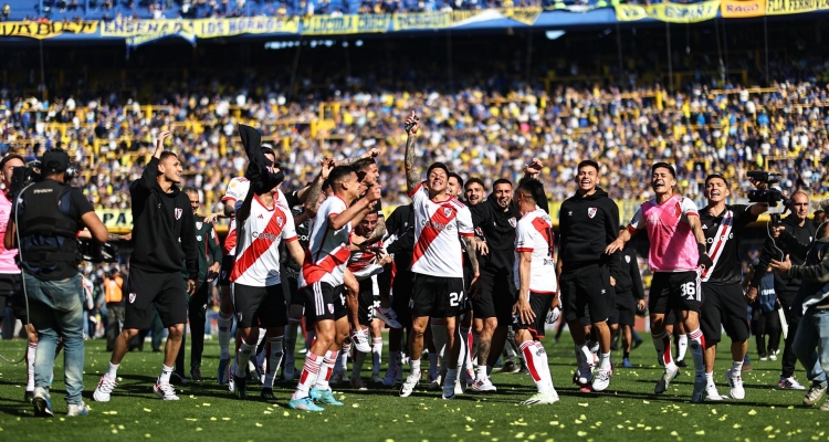 Paulo Díaz: Había que sacar adelanto el clásico de alguna manera, con fuerza y garra
