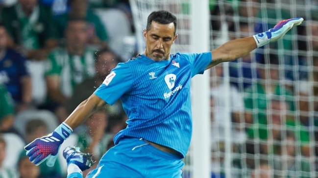 La reacción de Claudio Bravo luego de entregar su portería en cero en España