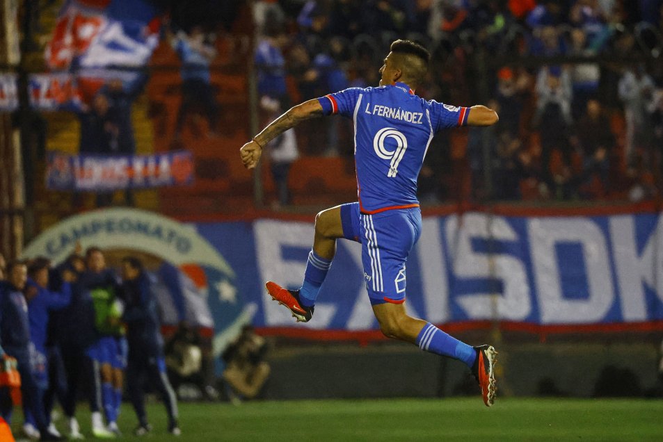 La U se desahogó ante Audax con un cabezazo de Guerra y un golazo de Fernández