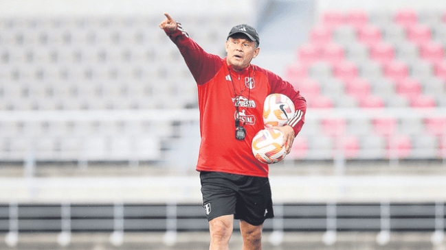 DT de Perú recordó goleada que sufrió ante Chile en 1997: Ojalá ahora el resultado sea distinto