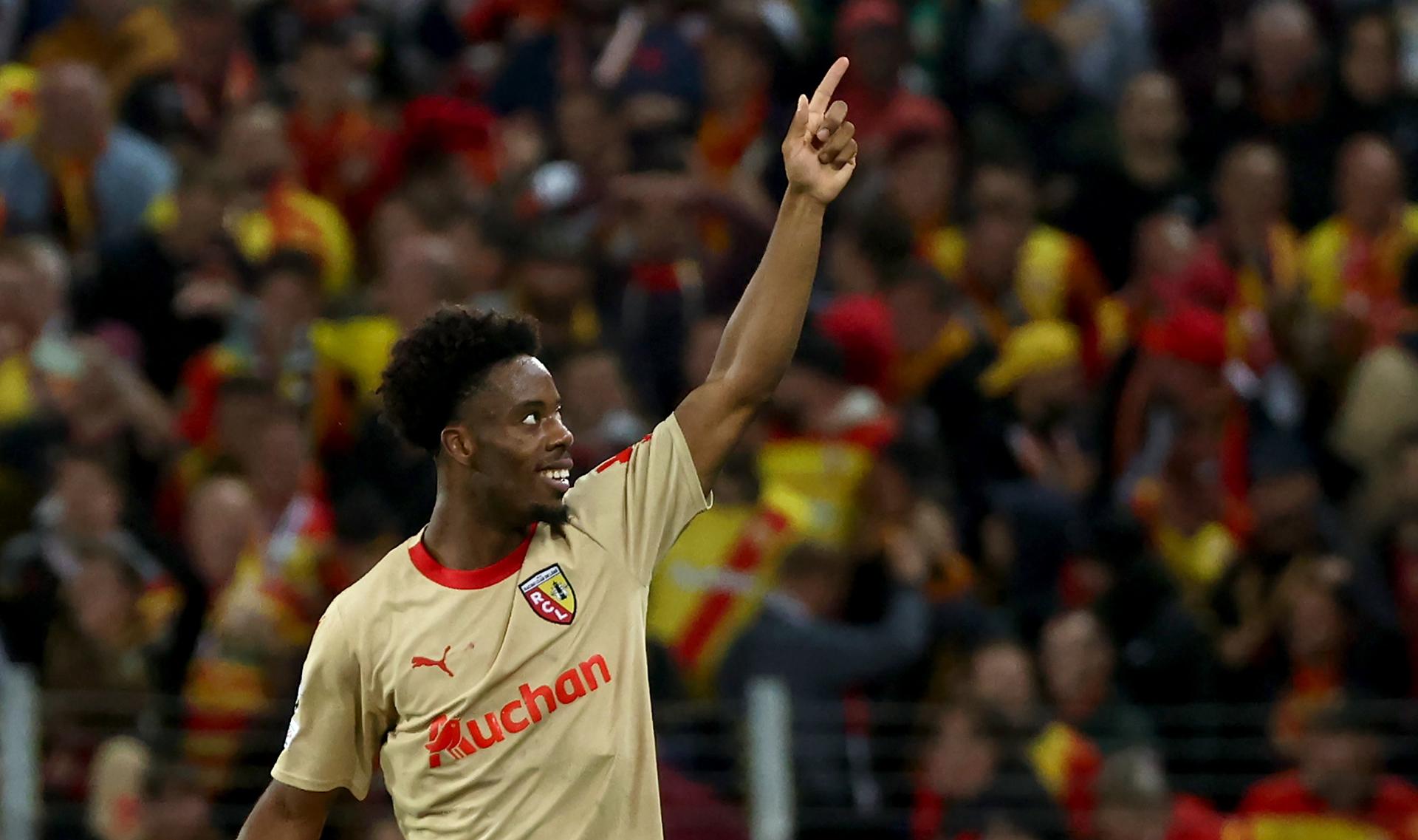 Champions: Lens se agrandó en Francia y lo dio vuelta ante Arsenal