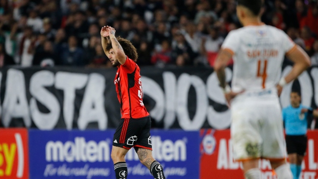 Falcón ganó por aire y le dio Colo Colo el paso a la final de la Copa Chile