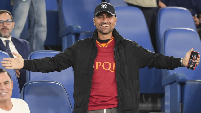 David Pizarro llegó al Estadio Olímpico para ver la goleada de AS Roma en Europa League