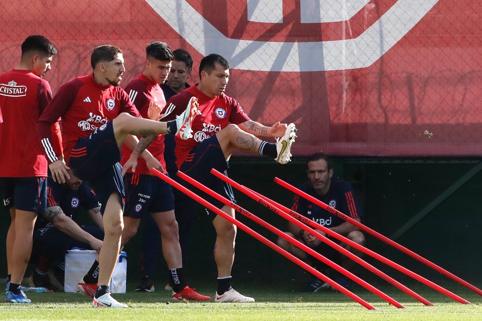 La Roja inició sus trabajos con miras a los duelos clasificatorios ante Perú y Venezuela