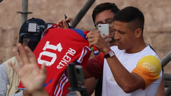 Eduardo Berizzo justificó viaje de Alexis Sánchez a Antofagasta