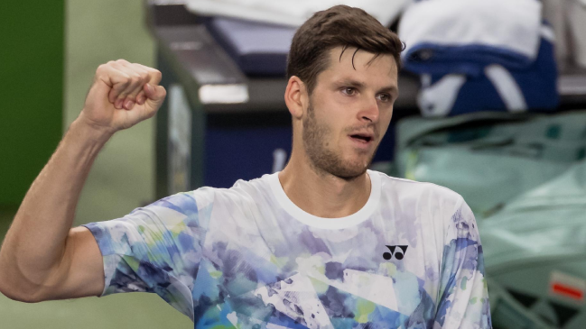 Hubert Hurkacz se convirtió en el primer semifinalista del Masters de Shanghai