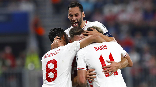 Vincenzo Montella tuvo un estreno ganador al mando de Turquía tras superar a Croacia