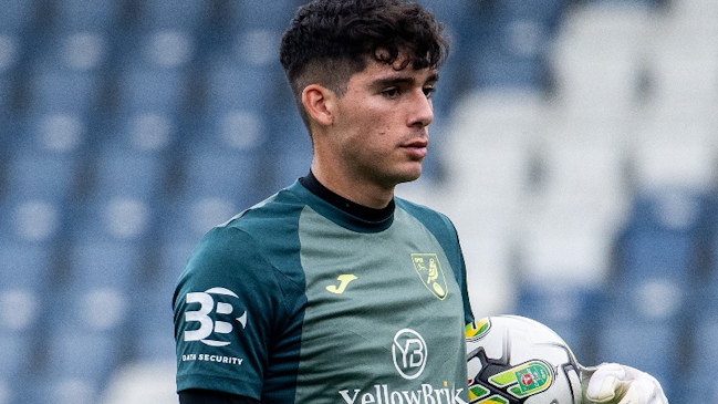 Vicente Reyes se fue a préstamo por tres semanas a club de sexta división