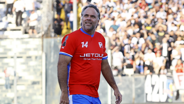 Cumplió “un sueño” y falló un gol: El paso de Fernando González por la despedida de Matías Fernández