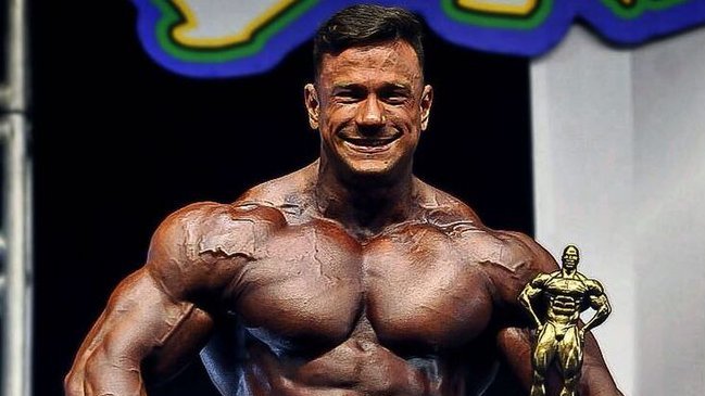 Fisicoculturista brasileño murió a los 29 años durante una cirugía