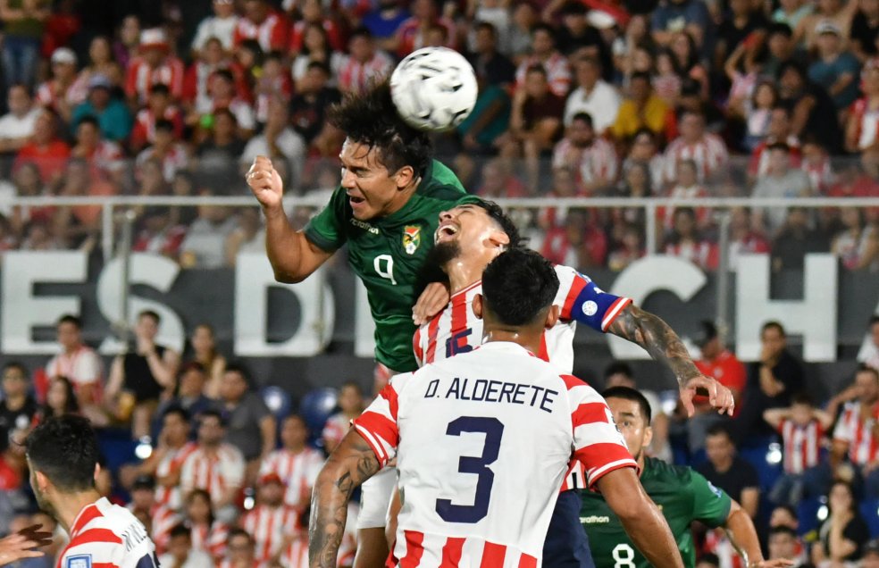 Antonio Sanabria salió desde la banca para dar la victoria a Paraguay sobre Bolivia en Asunción