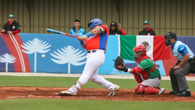 Santiago 2023 dio inicio a sus competencias con duelo de Chile y México en el béisbol