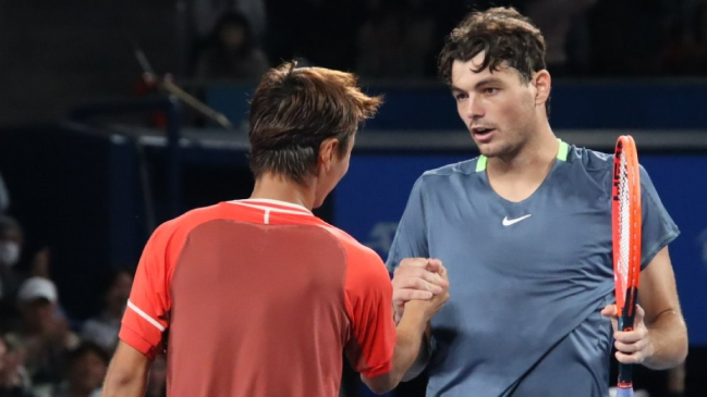 El invitado Shintaro Mochizuki derribó al primer favorito del ATP de Tokio, Taylor Fritz