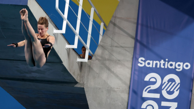 McKay lideró los preliminares de clavados femeninos en plataforma de 10 metros
