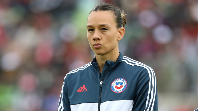 Christiane Endler: Apuntamos a la medalla de oro, debemos ser un equipo ambicioso