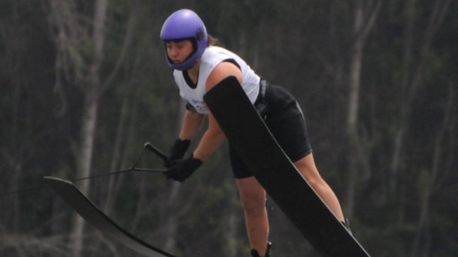Plata para Chile: Agustina Varas rozó el oro en el salto del esquí náutico