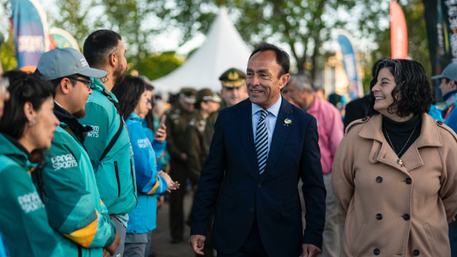 Ministro Pizarro valoró las medallas del remo: Es satisfactorio cuando el trabajo da frutos