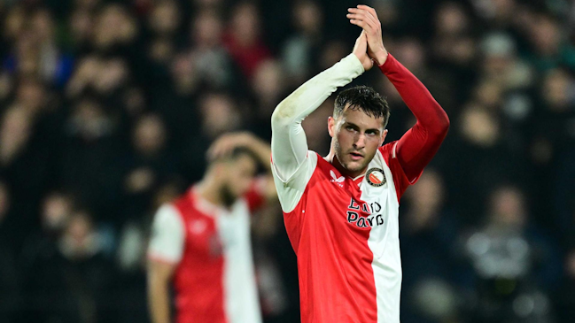 Feyenoord derrotó a Lazio en Champions con un doblete de Santiago Giménez
