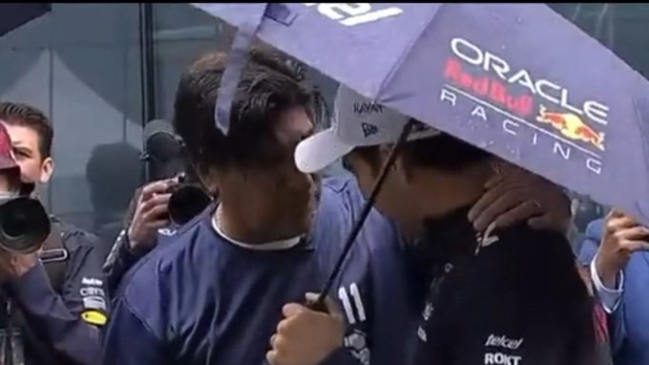 Sergio “Checo” Pérez cumplió su sueño de jugar con Iván Zamorano