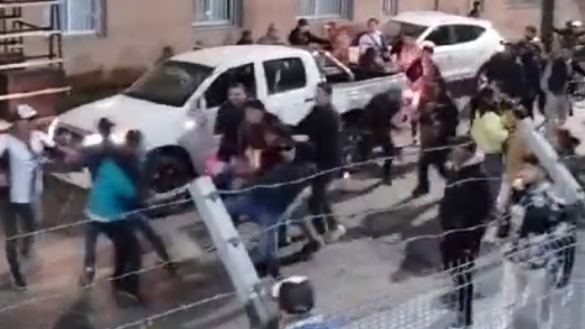 Grave pelea entre hinchas se registró en duelo de Colo Colito