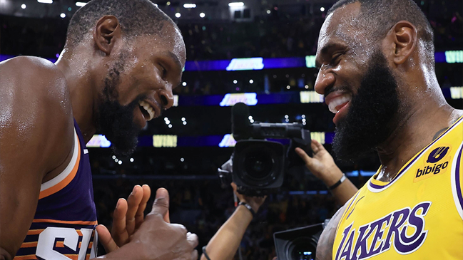 Los Angeles Lakers se estrenaron con victoria en un partidazo ante Phoenix Suns