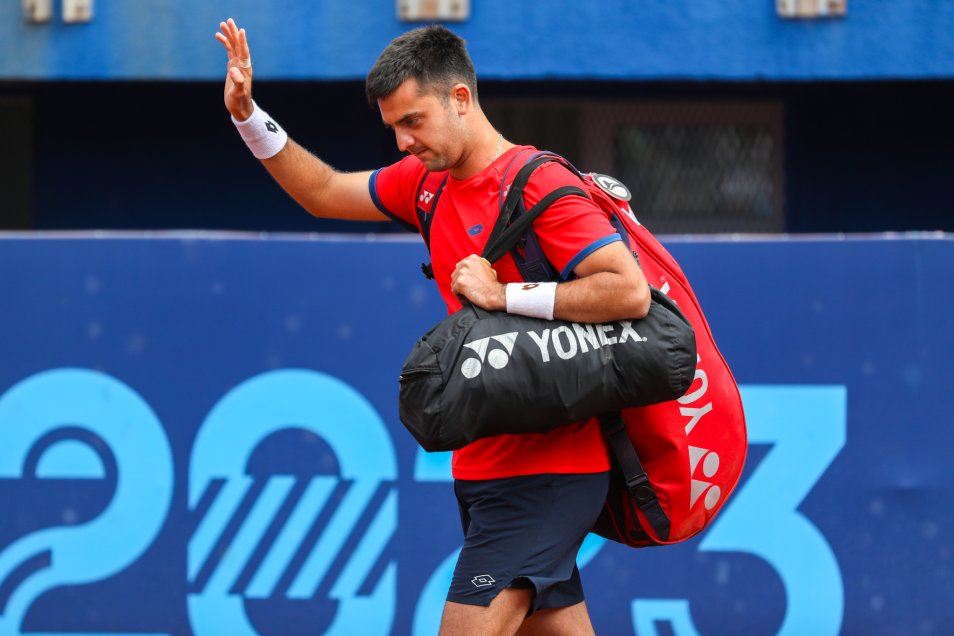 Barrios dio un gran paso a semis de Santiago 2023 con remontada sobre el dominicano Hardt