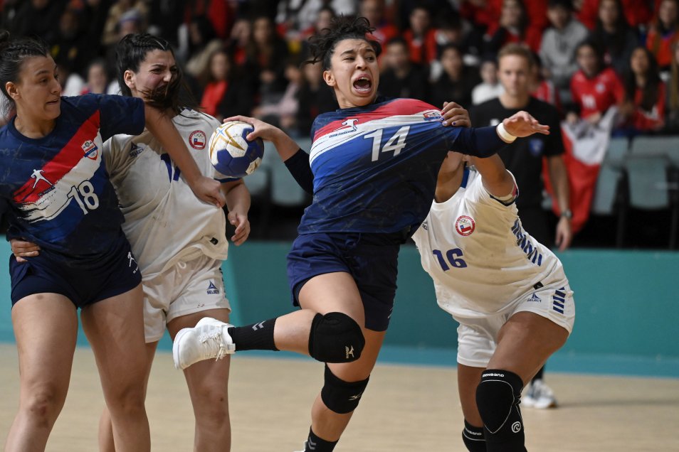 La desazón de Las Lobas del balonmano tras caer ante Paraguay por la medalla de bronce