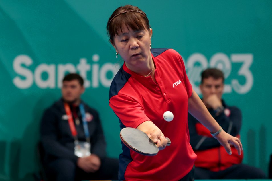 Chilena Zhiying Zeng debutó con triunfo en el tenis de mesa femenino de Santiago 2023