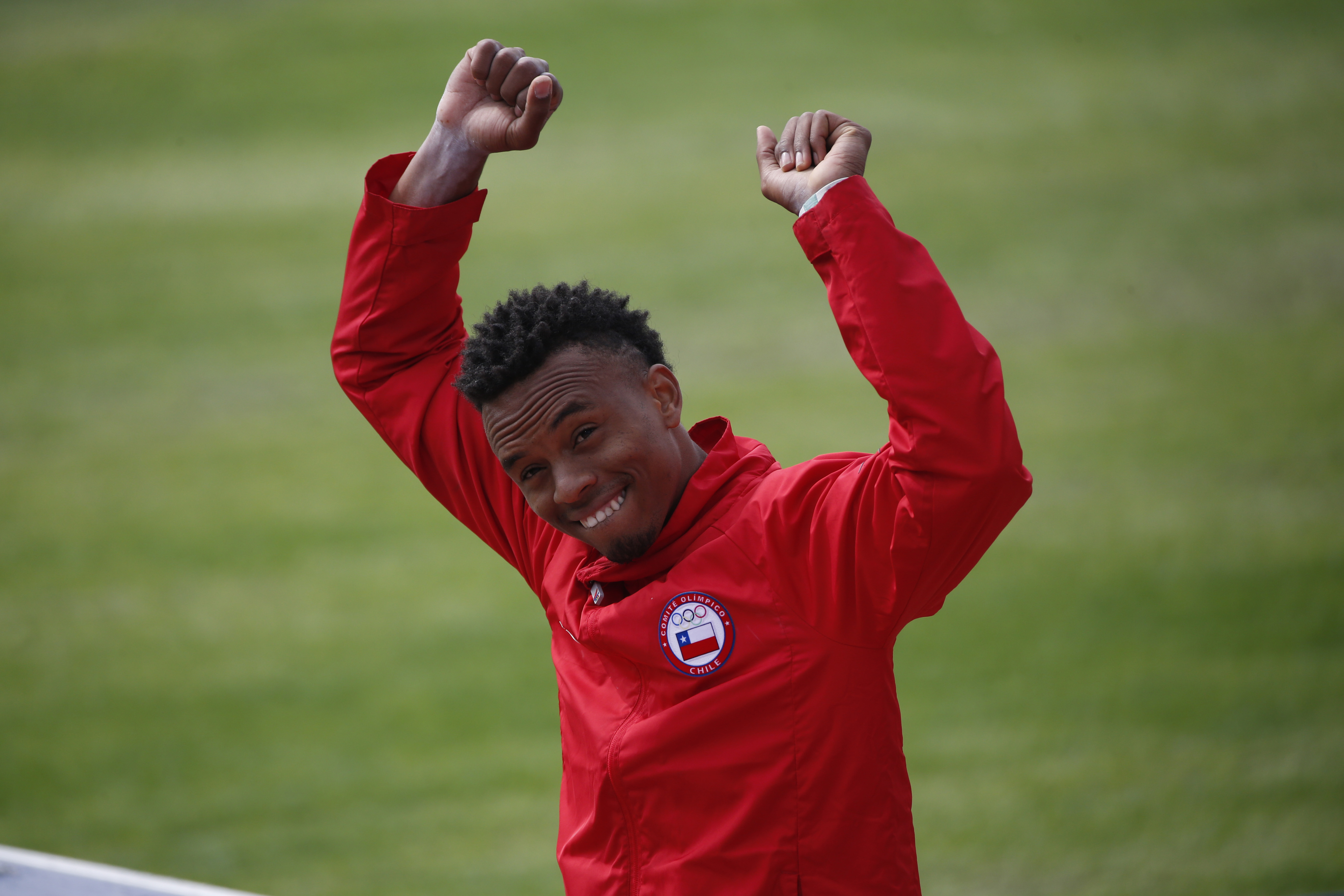 Santiago Ford logró épico triunfo en el decatlón y conquistó el séptimo oro de Chile en Santiago 2023