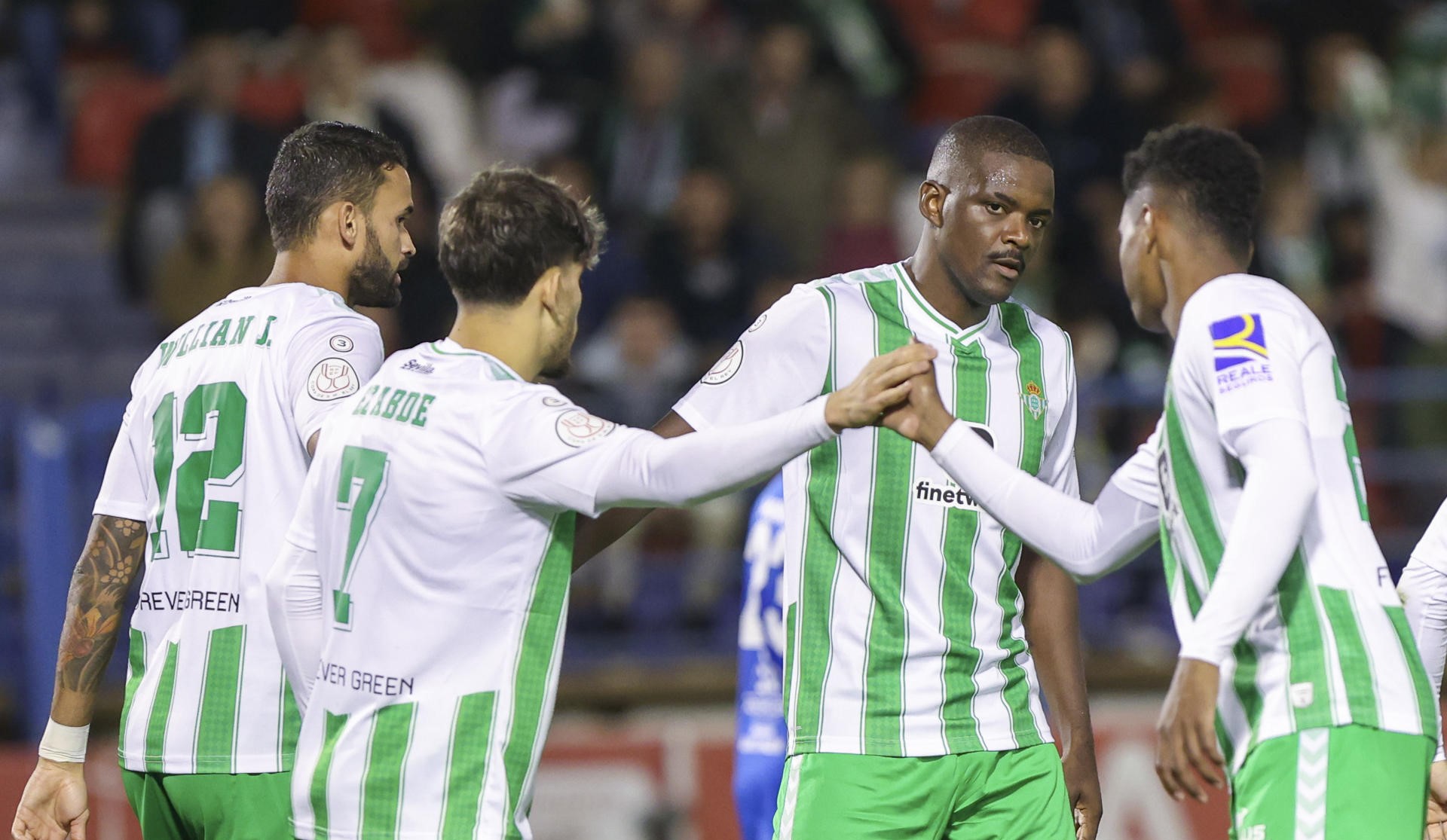Betis de Pellegrini humilló con un 12-1 a Hernán Cortés y avanzó en la Copa del Rey