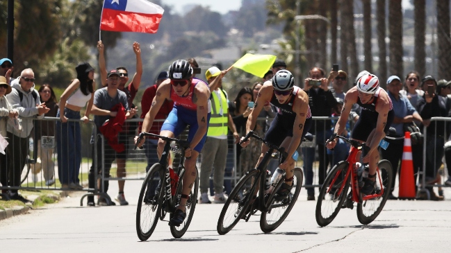 Gaspar Riveros y Diego Moya fueron top ten en el triatlón