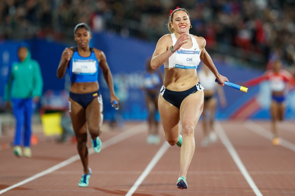 Las “pumas” deleitaron en Santiago 2023 con una excelente carrera que les otorgó medalla de plata