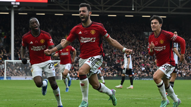 Manchester United venció en los descuentos a Fulham con gol de Bruno Fernandes