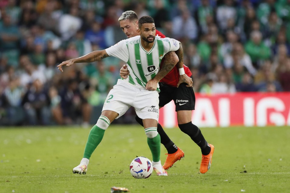 Real Betis derrotó a Mallorca en el regreso de Nabil Fekir