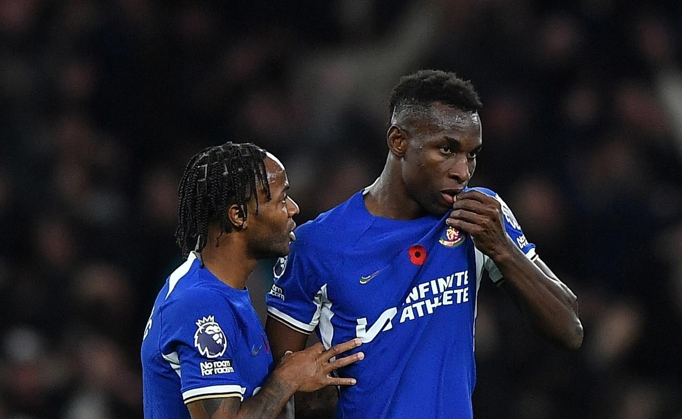 Chelsea contó con triplete de Nicolas Jackson y frenó a Tottenham en la Premier