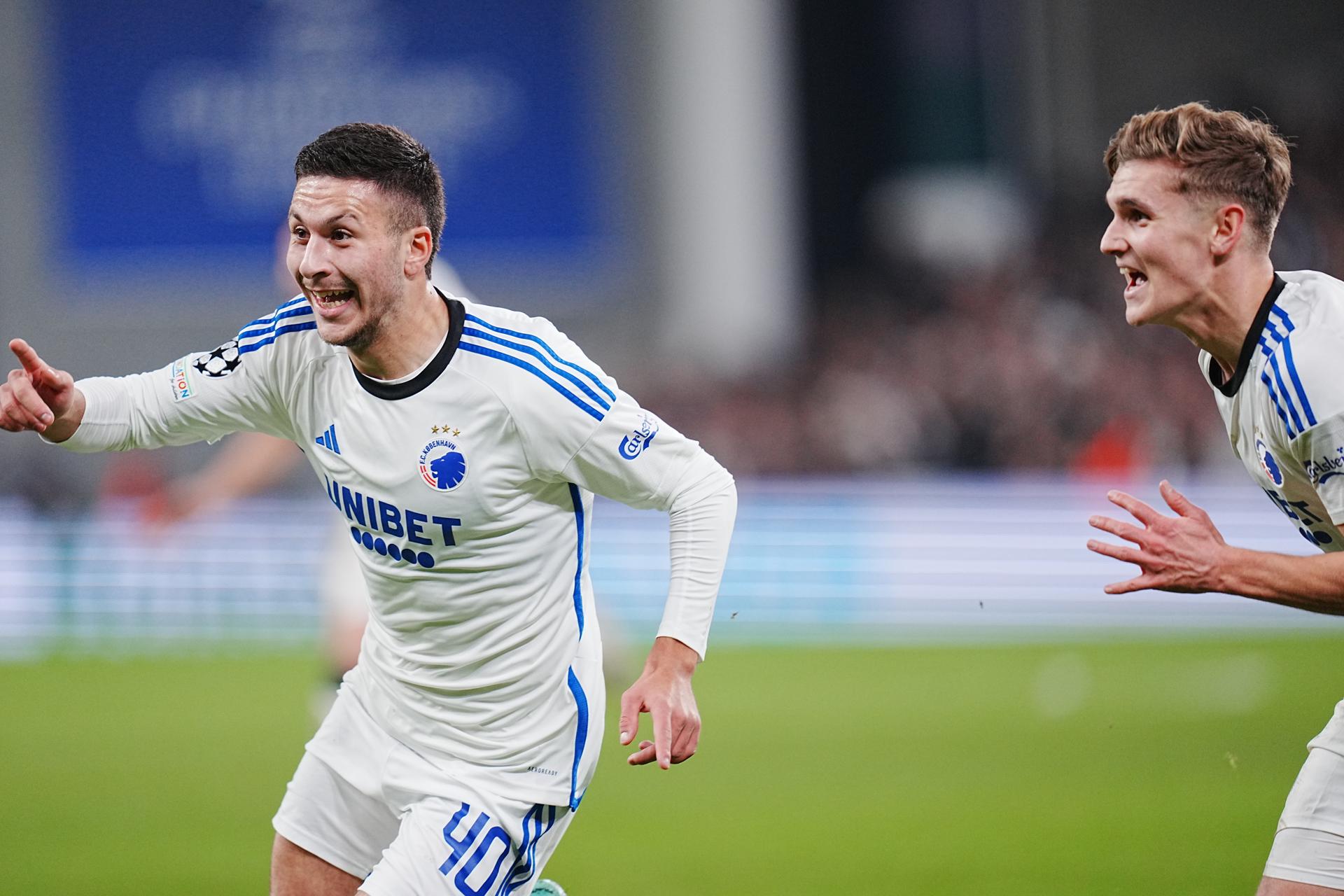 Copenhague celebró con frenética remontada ante Manchester United en la Champions